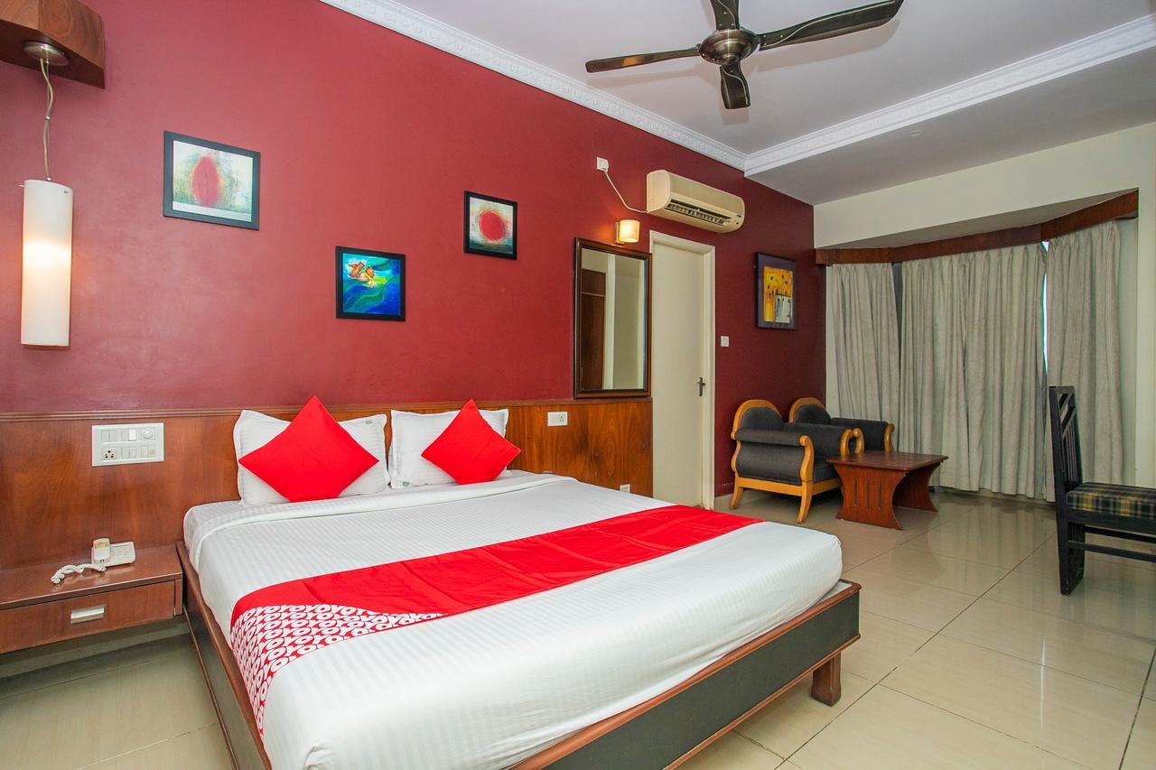 Oyo 18762 Vaishnavi Residency Hotell Bangalore Exteriör bild
