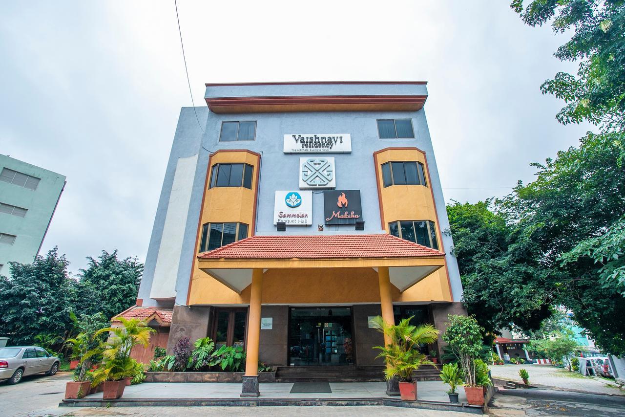 Oyo 18762 Vaishnavi Residency Hotell Bangalore Exteriör bild